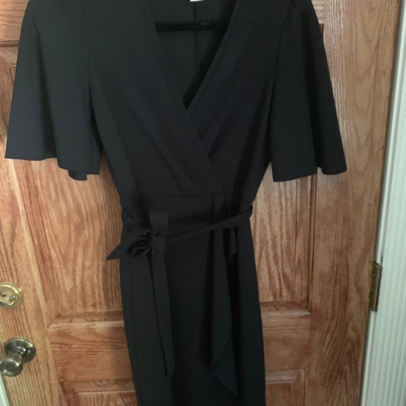 Donna Morgan Crepe Faux Wrap Dress - Picture 3 of 6